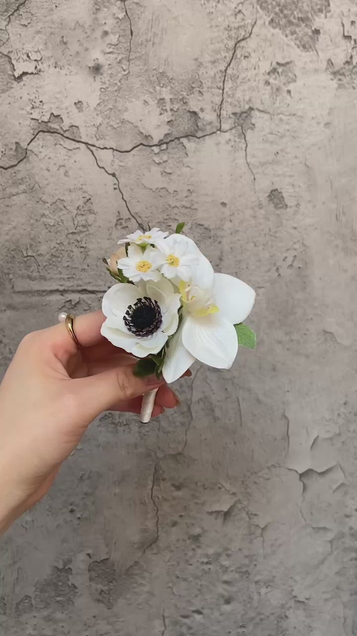 anemone gerbera bouquet